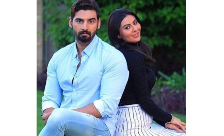 مريم حسين تسخر من صحفي: أنا حامل في الشهر العاشر